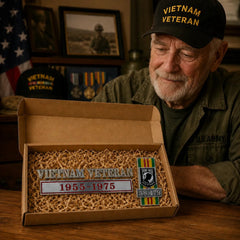 πΊπΈ Vietnam Veteran 1955β1975 Memorial Car Emblem Metal Badge